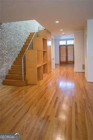 1255 Apple Valley Road NE, Atlanta, GA 30319