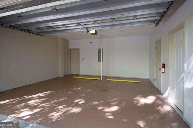 1255 Apple Valley Road NE, Atlanta, GA 30319