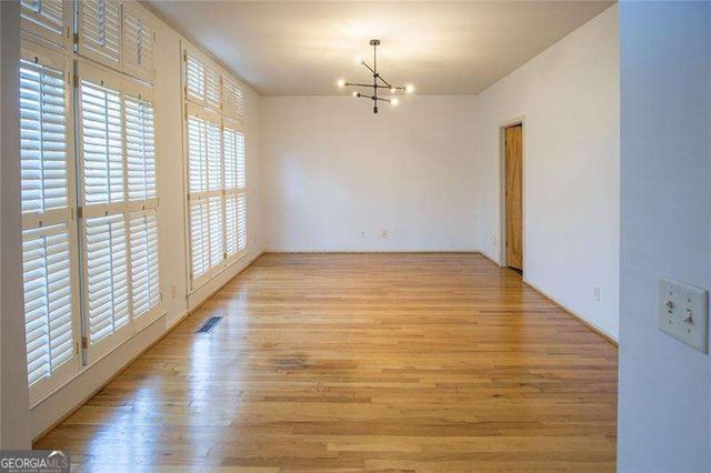 1255 Apple Valley Road NE, Atlanta, GA 30319