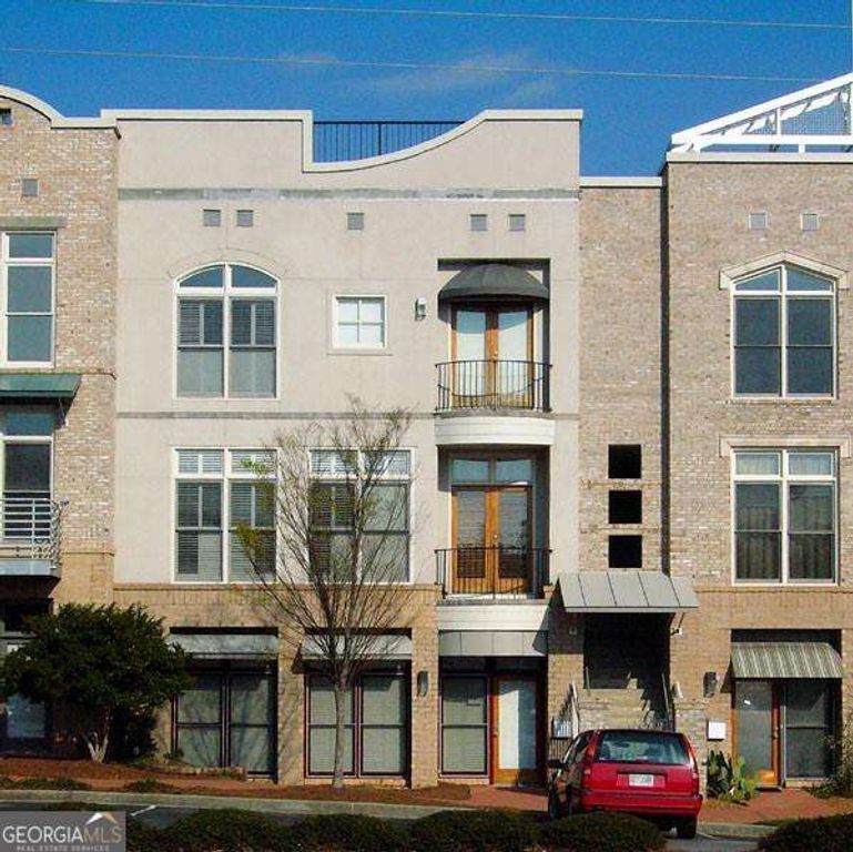 1255 Apple Valley Road NE, Atlanta, GA 30319