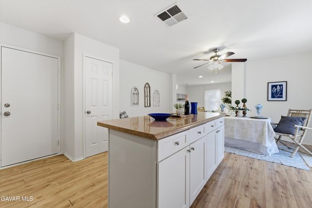 40315 Maravilla Drive, Palmdale, CA 93550