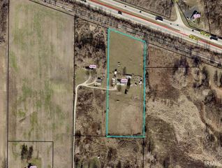 4406 E Wooster Road, Pierceton, IN 46562