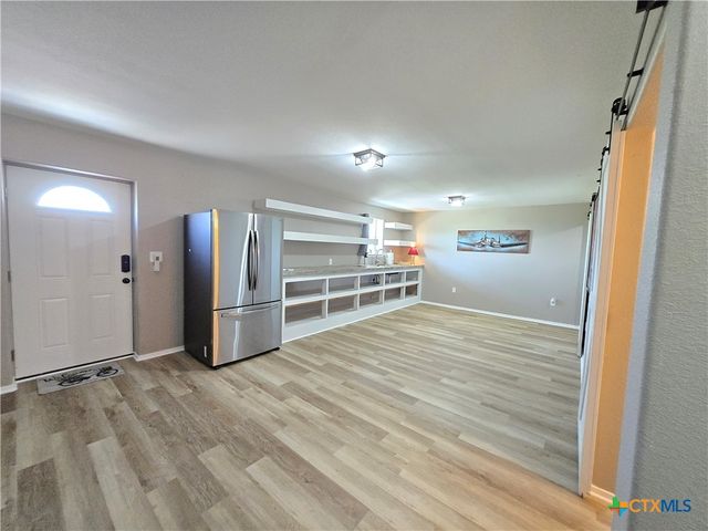 263 Kingfish Lane, Palacios, TX 77465