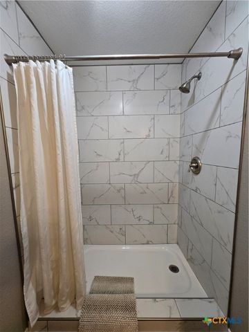 263 Kingfish Lane, Palacios, TX 77465