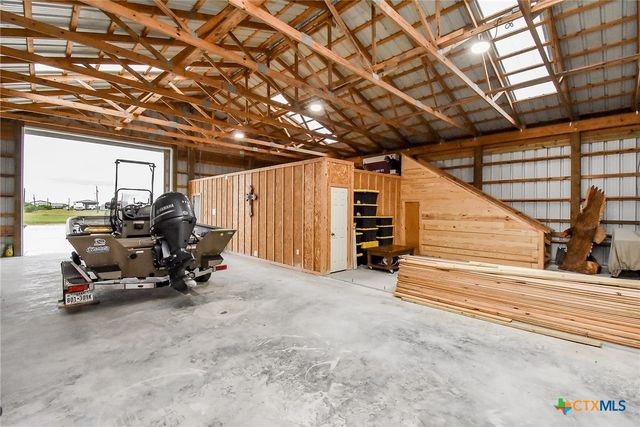 263 Kingfish Lane, Palacios, TX 77465