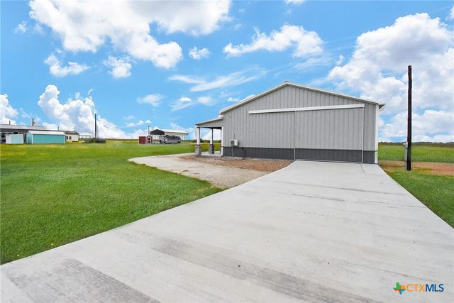 263 Kingfish Lane, Palacios, TX 77465