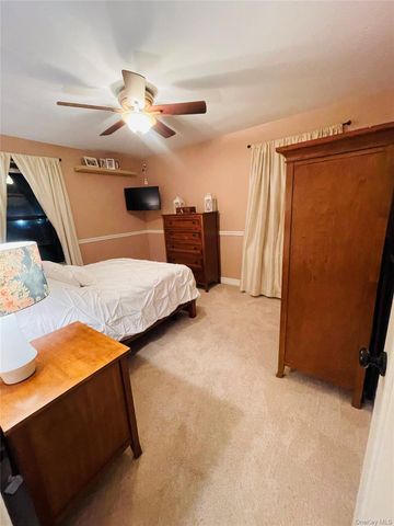 62-15 53rd Avenue 4F, Maspeth, NY 11378