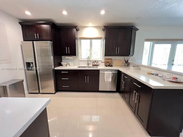 7901 NW 171st St -, Hialeah, FL 33015