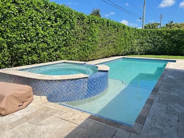 7901 NW 171st St -, Hialeah, FL 33015