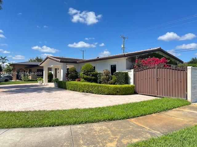 7901 NW 171st St -, Hialeah, FL 33015