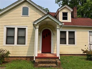2096 Fancy Gap Road, Mount Airy, NC 27030