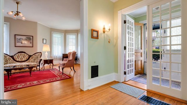 130 WOODLAND RD, Wyncote, PA 19095