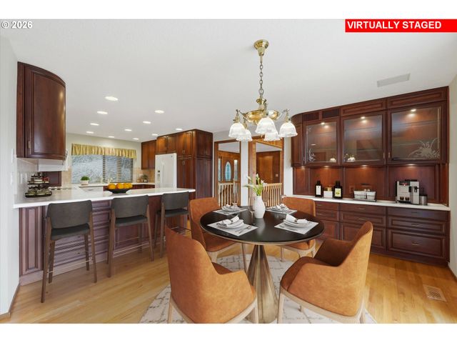 19700 Ne BROOKS Ln, Newberg, OR 97132