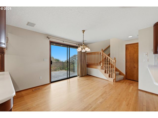 19700 Ne BROOKS Ln, Newberg, OR 97132