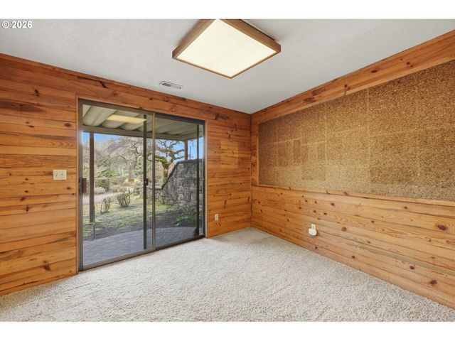 19700 Ne BROOKS Ln, Newberg, OR 97132