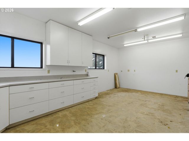 19700 Ne BROOKS Ln, Newberg, OR 97132