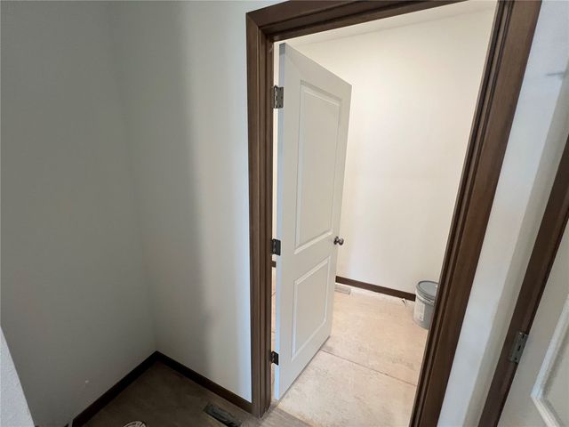 7007 Colpepper Drive SW, Cedar Rapids, IA 52404