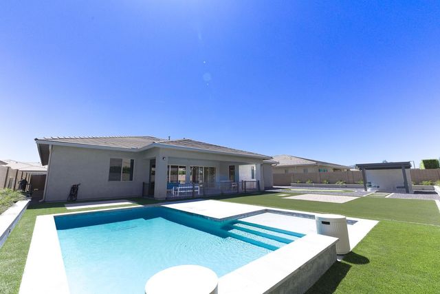 23060 E Sonoqui Boulevard, Queen Creek, AZ 85142