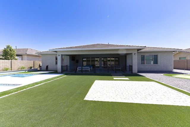 23060 E Sonoqui Boulevard, Queen Creek, AZ 85142