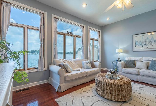20 N Shore Drive, La Porte, IN 46350