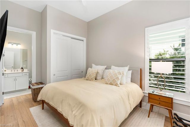 9552 Caymas TER, Naples, FL 34114