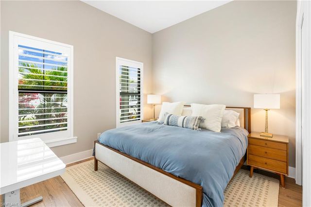 9552 Caymas TER, Naples, FL 34114