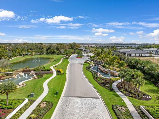 9552 Caymas TER, Naples, FL 34114