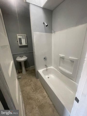 2702 W BALTIMORE ST, Baltimore, MD 21223