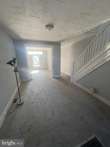 2702 W BALTIMORE ST, Baltimore, MD 21223
