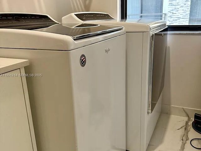 8273 NW 47th Ter, Doral, FL 33166