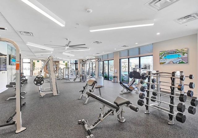 8273 NW 47th Ter, Doral, FL 33166