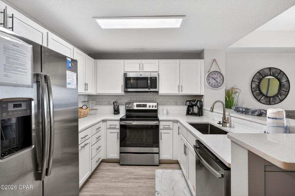 Image 11 of property listing at 15928 Front Beach Road 1911, Panama City Beach, FL 32413
