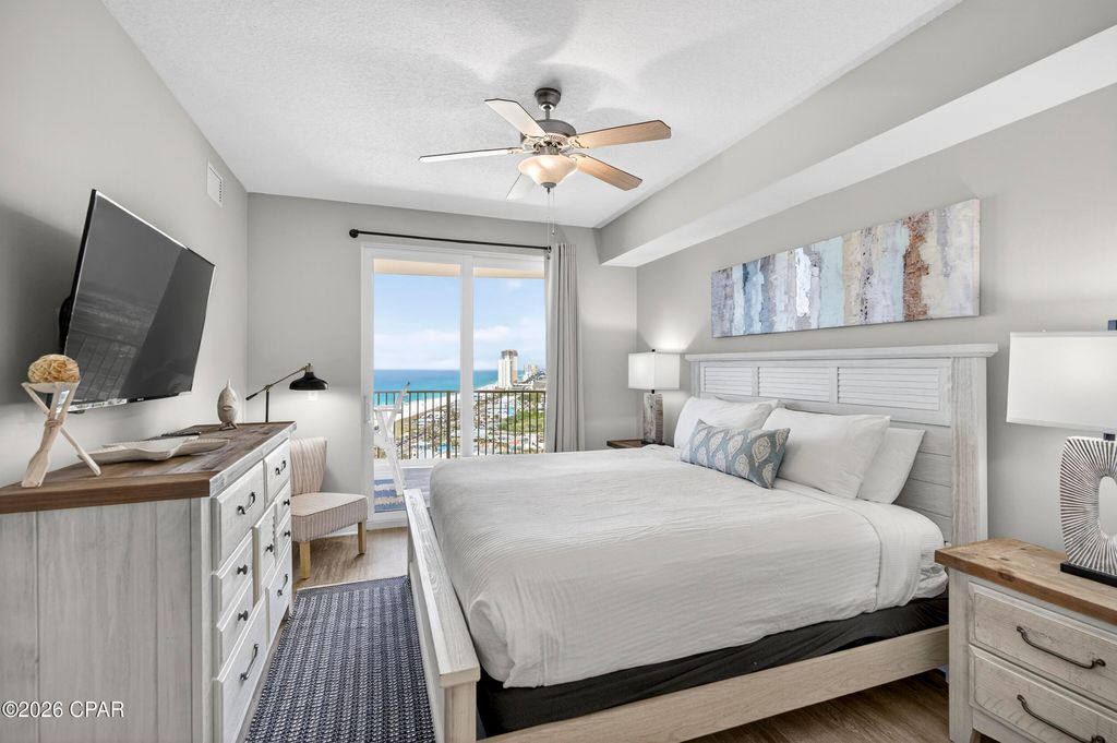 Image 4 of property listing at 15928 Front Beach Road 1911, Panama City Beach, FL 32413