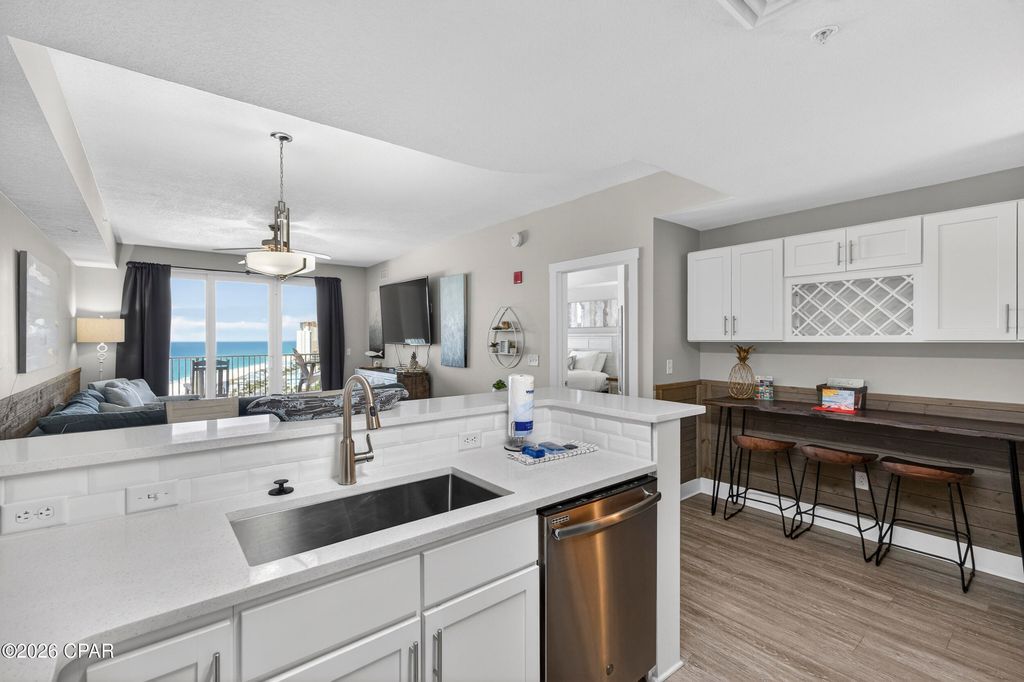 Image 9 of property listing at 15928 Front Beach Road 1911, Panama City Beach, FL 32413