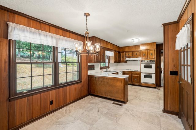 1101 Rocky Lane, Dalton, GA 30720