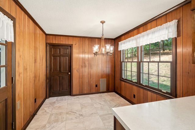 1101 Rocky Lane, Dalton, GA 30720