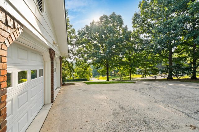 1101 Rocky Lane, Dalton, GA 30720