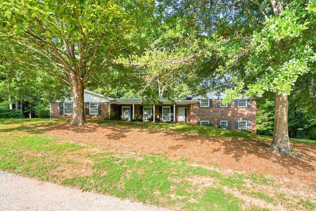 1101 Rocky Lane, Dalton, GA 30720