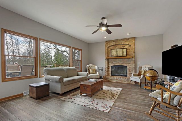 7219 284th AVENUE, Salem, WI 53168