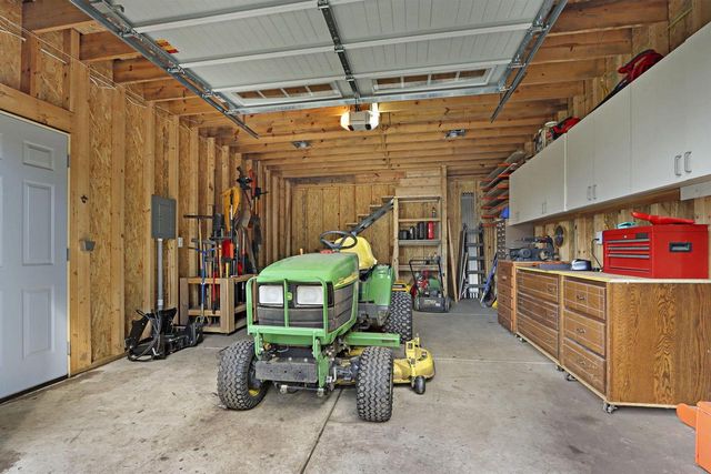 7219 284th AVENUE, Salem, WI 53168