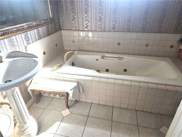 4410 E Centralia, Long Beach, CA 90808