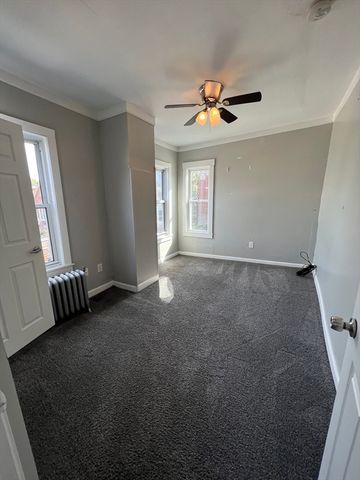 696 Broadway 1, Everett, MA 02149