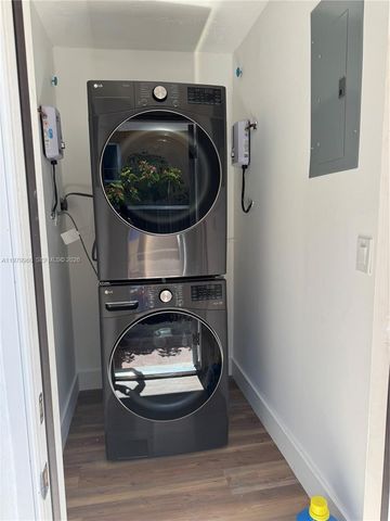 3610 SW 25th Ter 3612, Miami, FL 33133