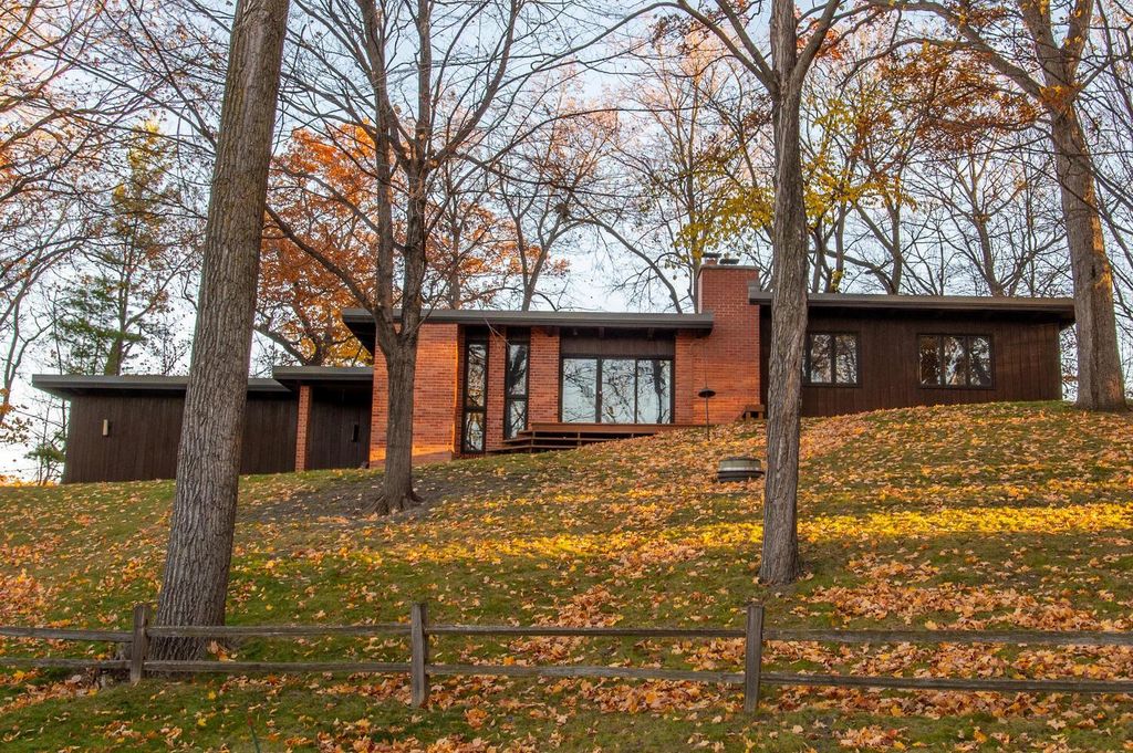 5811 Hobe Lane, White Bear Lake, MN 55110 — exterior