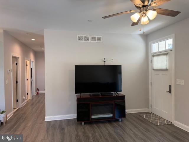 209 3RD ST, Crumpton, MD 21628