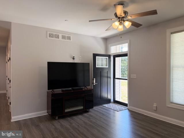 209 3RD ST, Crumpton, MD 21628