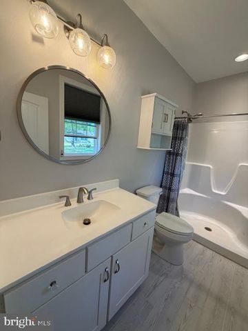 209 3RD ST, Crumpton, MD 21628