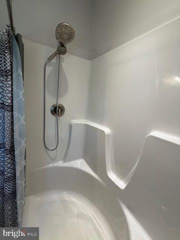 209 3RD ST, Crumpton, MD 21628