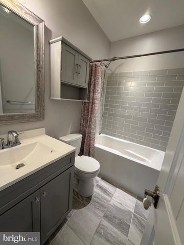 209 3RD ST, Crumpton, MD 21628
