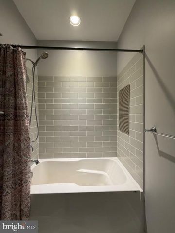 209 3RD ST, Crumpton, MD 21628